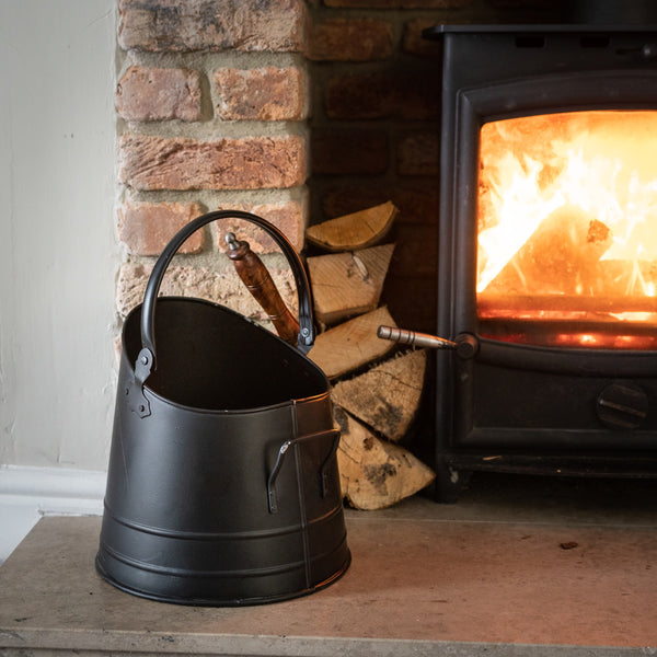 Black Coal/Wood Chips Bucket with Teak Handle Shovel